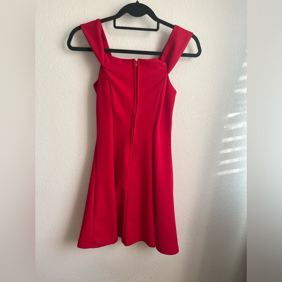 Red Dress - Picture 2 of 3